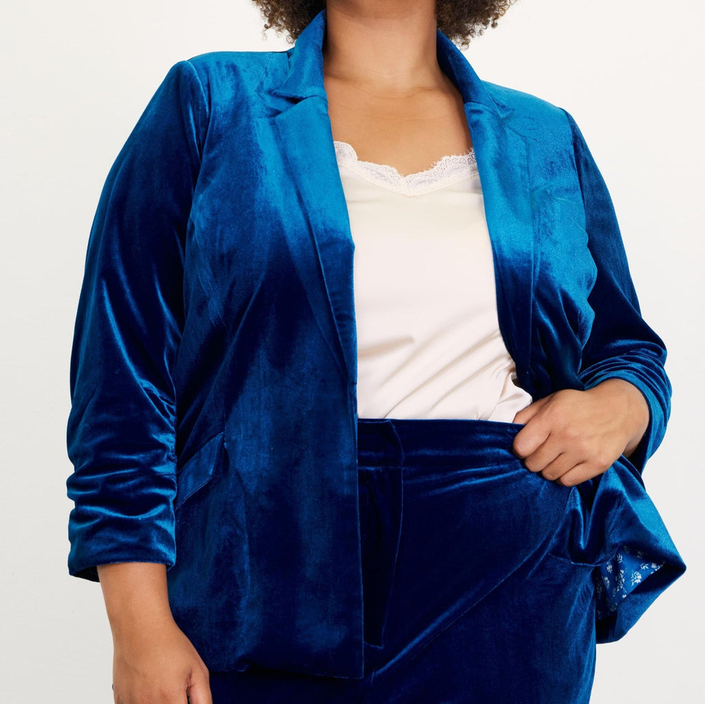 Monique's Curves Blazer